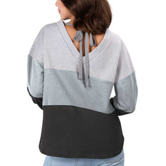 Las Vegas Raiders Touch Women's Outfield Deep V-Back Waist Length Pullover Sweatshirt Heather Gray/Black | NFL