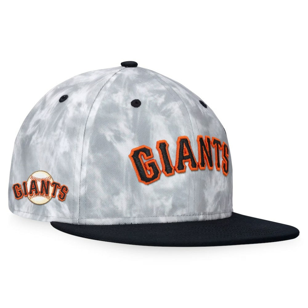 San Francisco Giants Fanatics Smoke Dye Fitted Hat - MLB