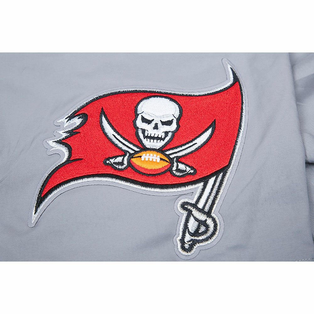 Tampa Bay Buccaneers Pro Standard Woven Shorts Pewter | NFL