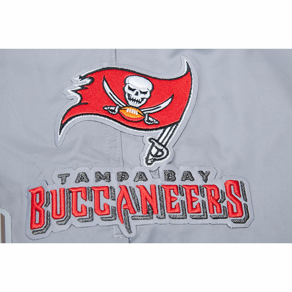 Tampa Bay Buccaneers Pro Standard Woven Shorts Pewter | NFL