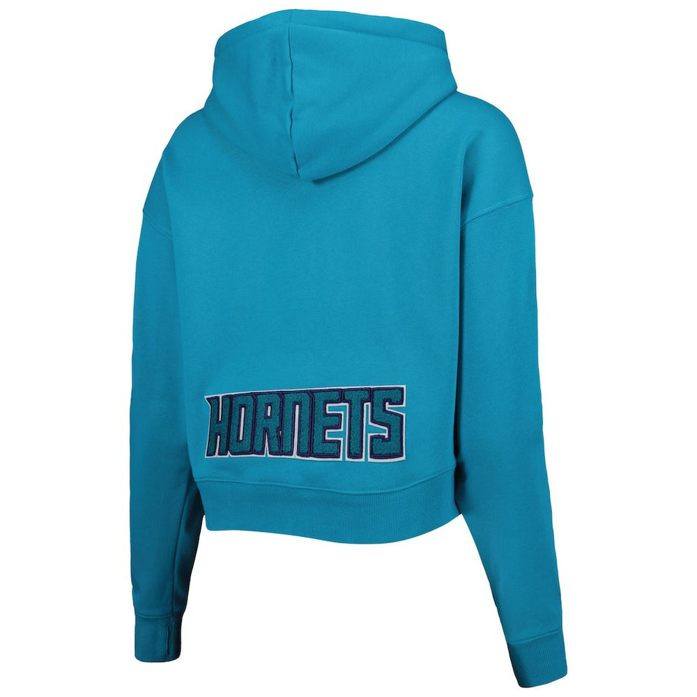 Charlotte Hornets Pro Standard Women's Classic Fleece Cropped Pullover Hoodie Teal - NBA
