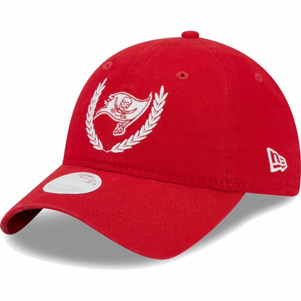 Tampa Bay Buccaneers New Era Women's Leaves 9TWENTY Adjustable Hat Red | NFL