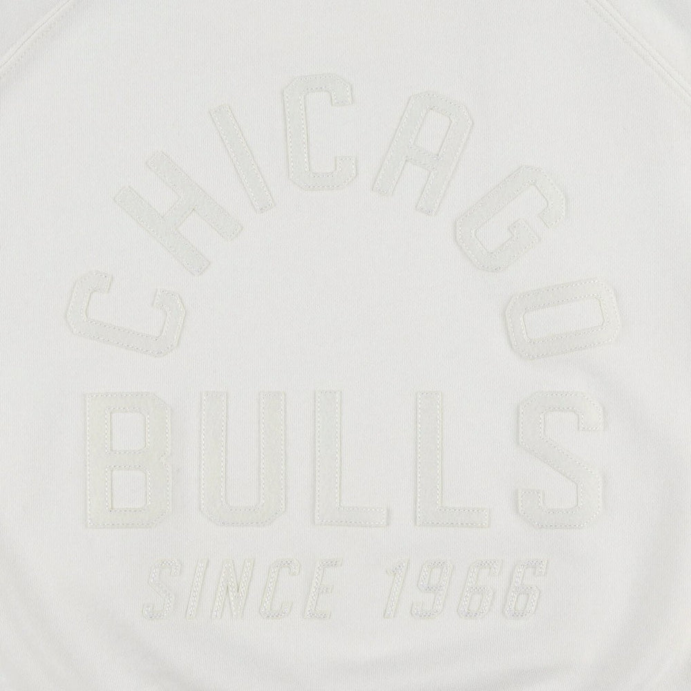 Chicago Bulls Sportiqe Women's Ashlyn Brava Raglan Pullover Sweatshirt Cream - NBA