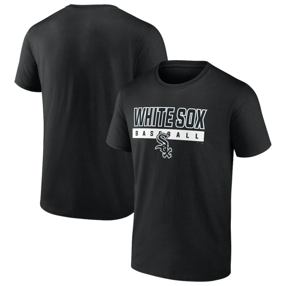 Chicago White Sox In The Mitt T-Shirt - MLB