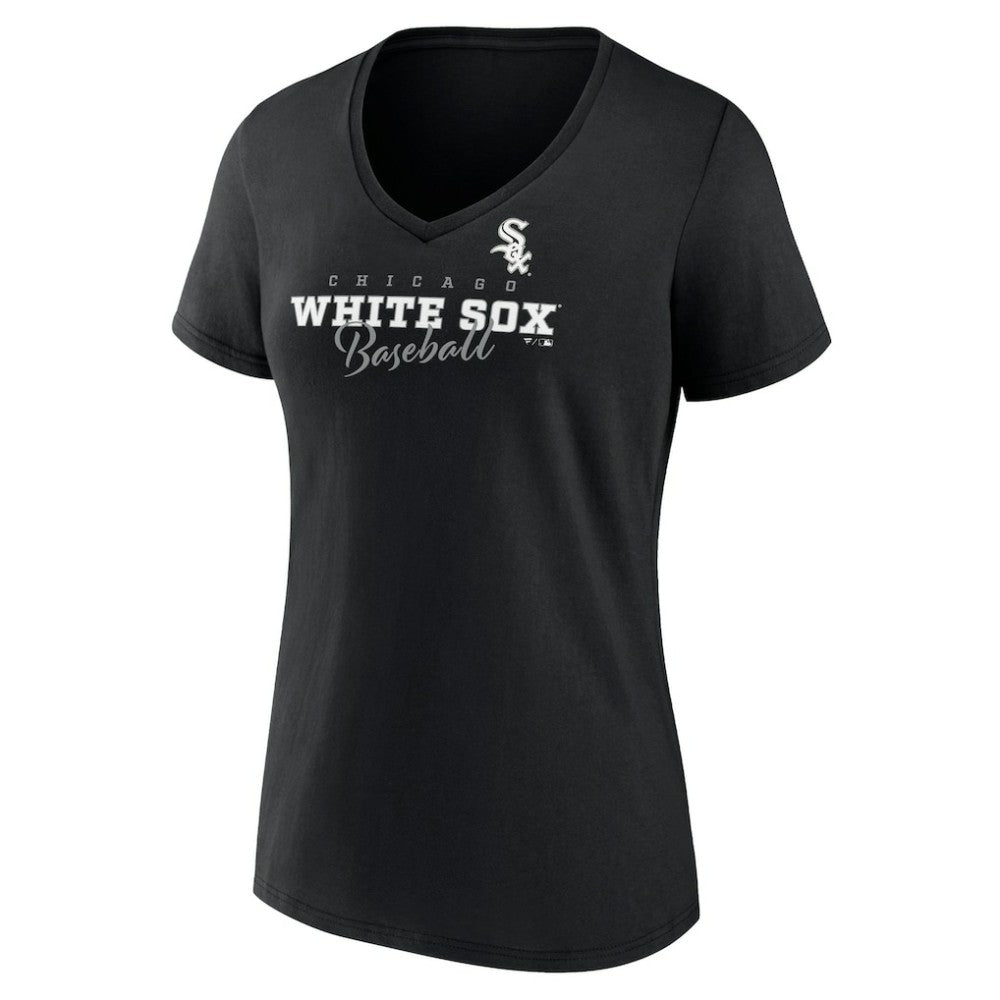 Chicago White Sox Women's Back In Business V-Neck T-Shirt - MLB