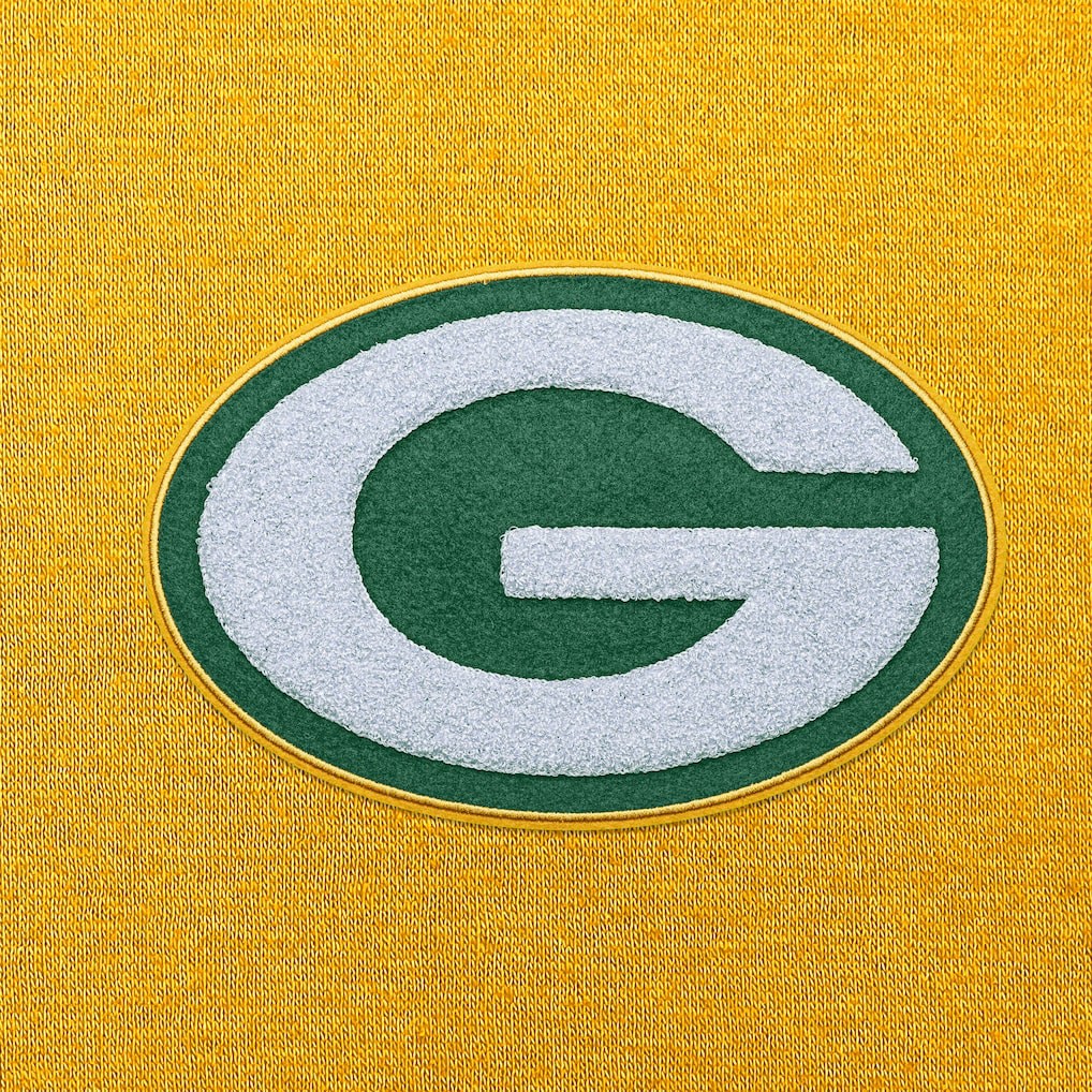 Green Bay Packers Antigua Victory Chenille Pullover Hoodie Gold | NFL