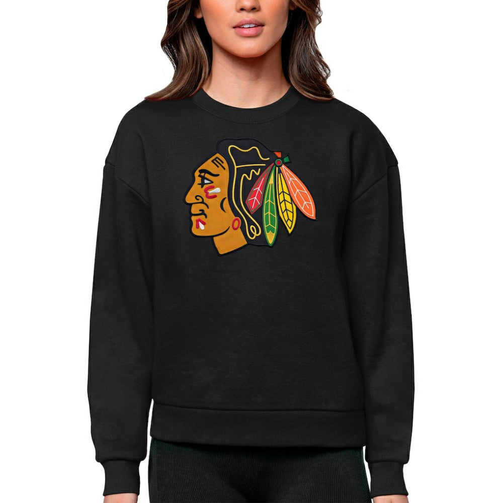 Chicago Blackhawks Antigua Women's Team Logo Victory Crewneck Pullover Sweatshirt - Black - NHL
