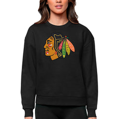 Chicago Blackhawks Antigua Women's Team Logo Victory Crewneck Pullover Sweatshirt - Black - NHL