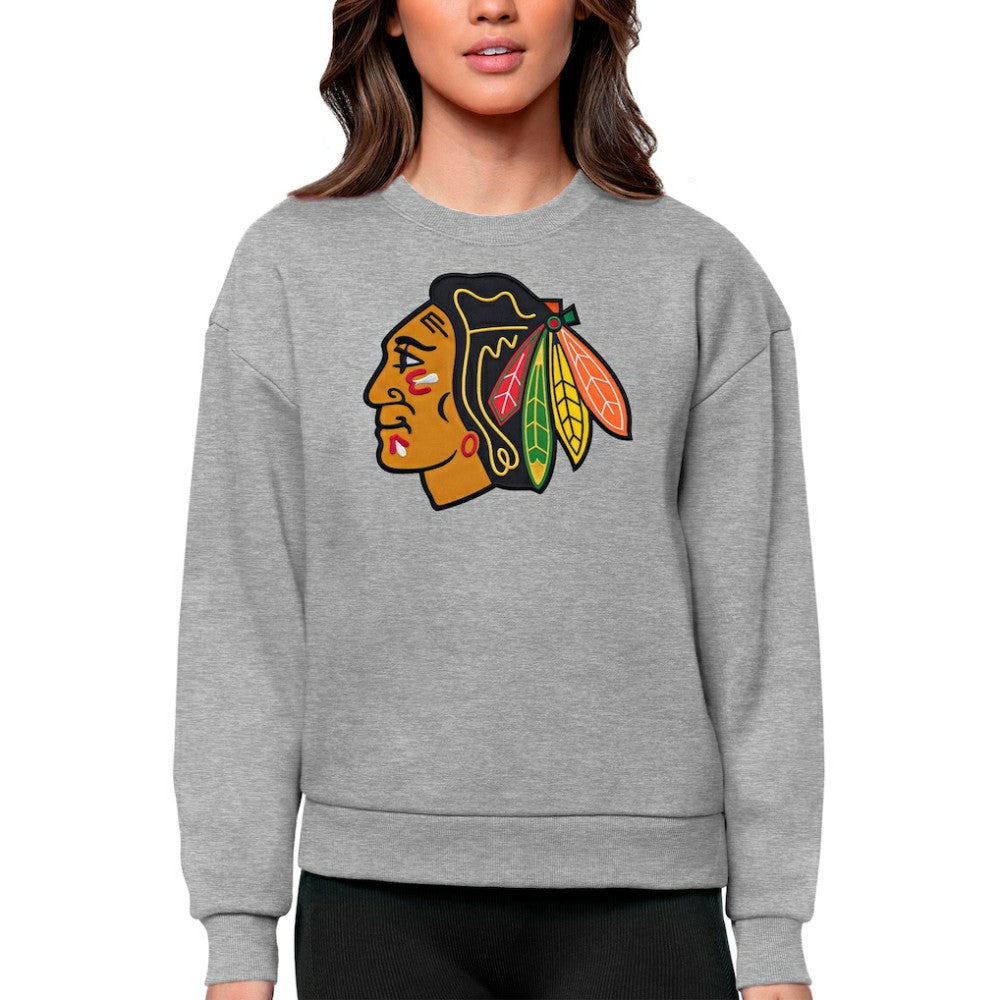 Chicago Blackhawks Antigua Women's Team Logo Victory Crewneck Pullover Sweatshirt - Heather Gray - NHL