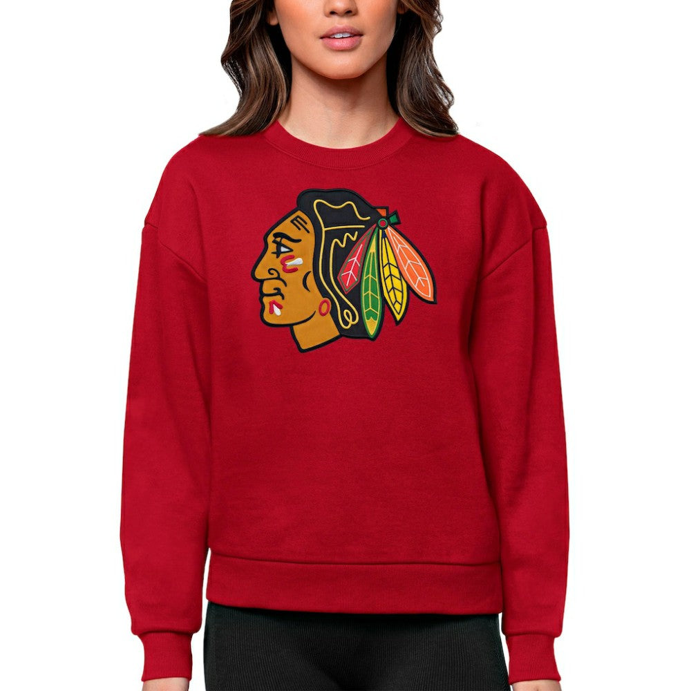Chicago Blackhawks Antigua Women's Team Logo Victory Crewneck Pullover Sweatshirt - Red - NHL