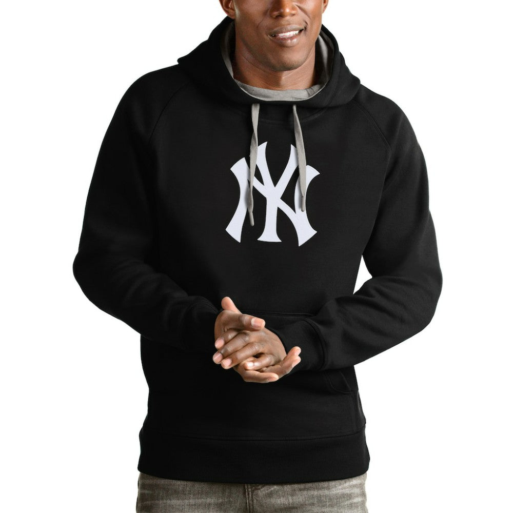 New York Yankees Antigua Victory Pullover Team Logo Hoodie - MLB