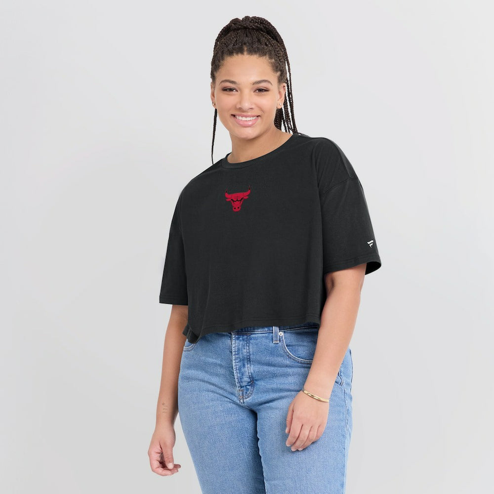 Chicago Bulls Women's Elements Super Soft Boxy Cropped T-Shirt Black - NBA