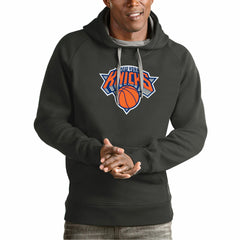 New York Knicks Antigua Team Logo Victory Pullover Hoodie Charcoal - NBA