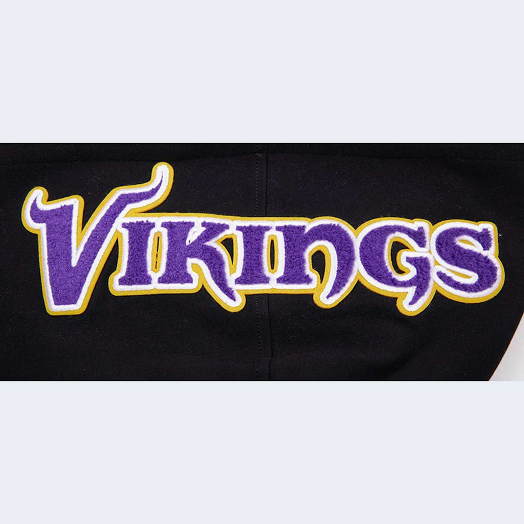 Justin Jefferson Minnesota Vikings Pro Standard Player Name & Number Hoodie T-Shirt Black | NFL