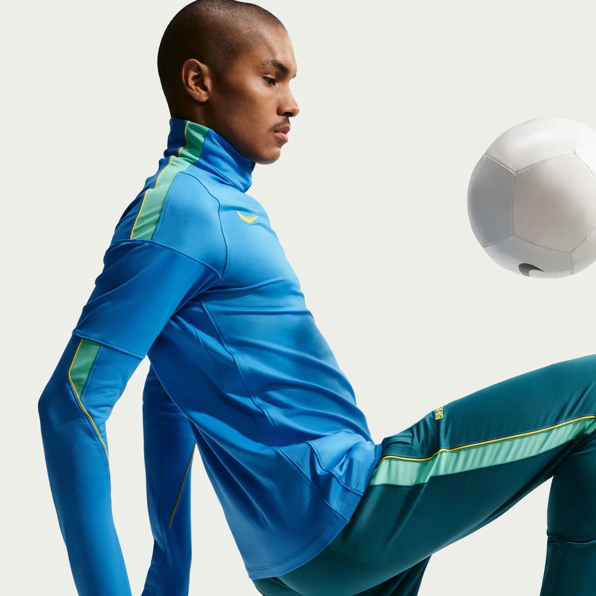 2026-27 Brazil Mens Strike Drill Top | Nike