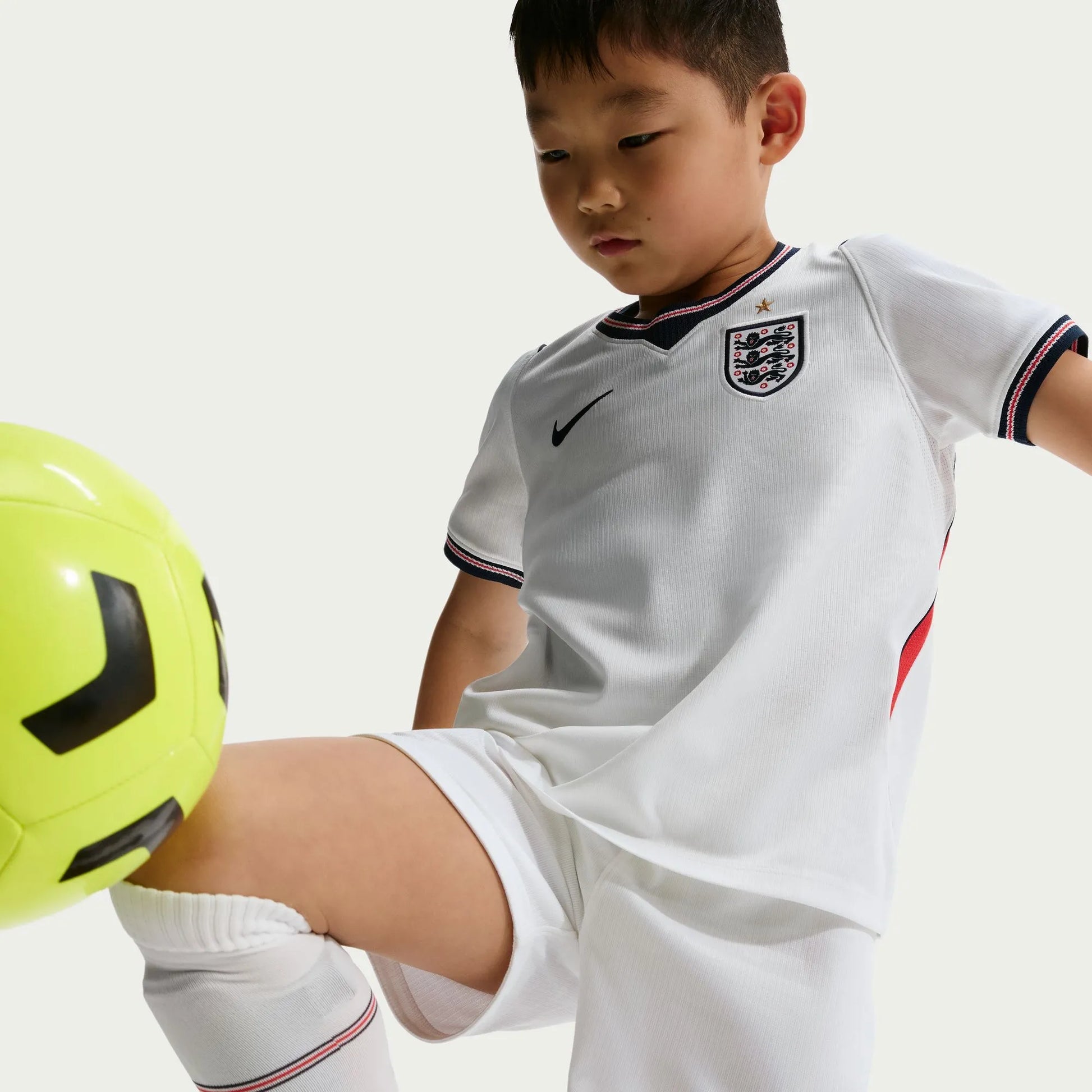 2026-27 England Little Kids' Stadium Home Kit | Nike