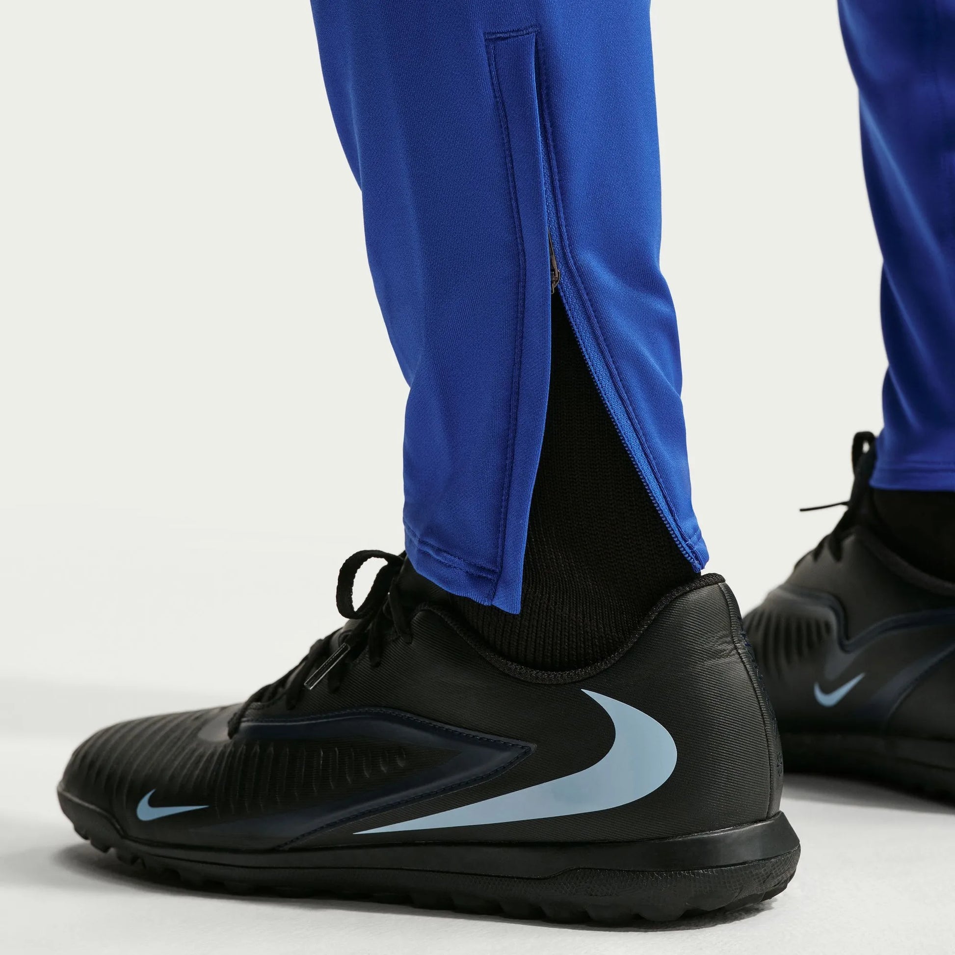 2026-27 France Mens Strike KPZ Pants | Nike