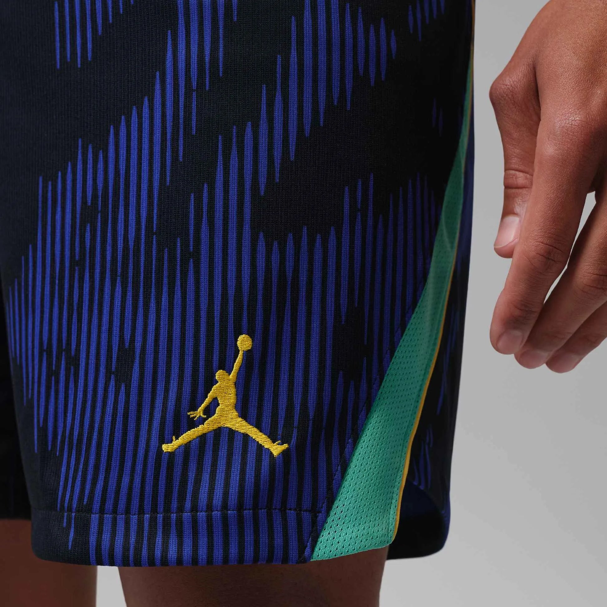 2026-27 Brazil Mens Stadium Away Shorts | Nike
